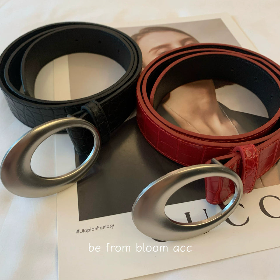 Crocodile Retro Women's Red Leather Minimalist Classy Belt