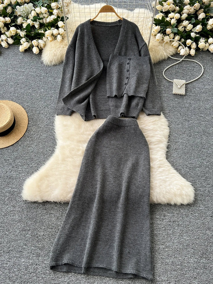 EWQ Women's Sweet Strapless Vest Long Sleeved Knitted Cardigan Jacket+sweater Skirt Y2k Korean Fashion Tide Autumn 2024 SM11652