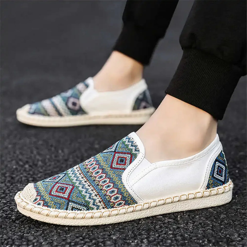 Breathable Round Tip Men's Silver Flat Shoes Casual Skateboard Sneakers Shose Brand Sport Tenus Releases Shoses Suppliers
