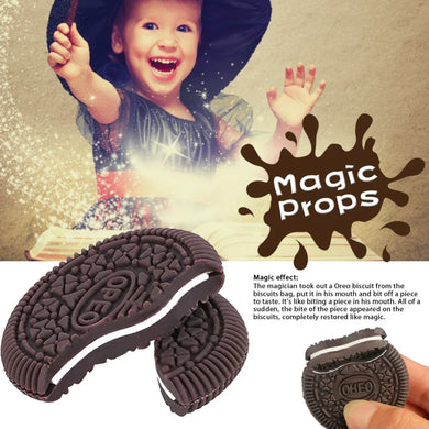 1PC Kids Magic Biscuit Toy Plastic Cookies Trick Accessory Props Restore Close Up Props Show To Give Boy Girls Fun The Best Gift