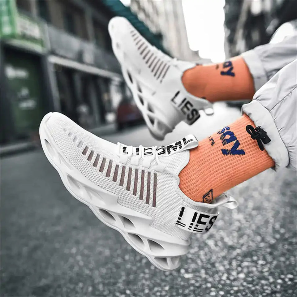 Stockings Tan Brands Shoes Sneakers Luxe Casual Man Tennis Sport Styling Hit To Play Sapato Snearkers Gifts Sports Outside