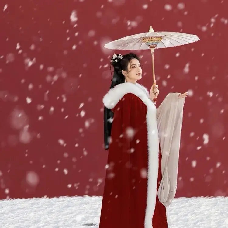 Long Cloak Hanfu Women's Antique Velvet Thickened Large Fur Collar Hooded Jacket Chinese Style Winter Cape E2624