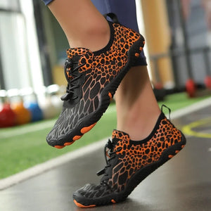 Deporte Living Room Slippers Shock Absorber Sandals Man Summer Designer Luxury 2024 Brand Running Shoes Cosplay Slides Tennis