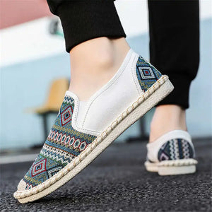 Breathable Round Tip Men's Silver Flat Shoes Casual Skateboard Sneakers Shose Brand Sport Tenus Releases Shoses Suppliers