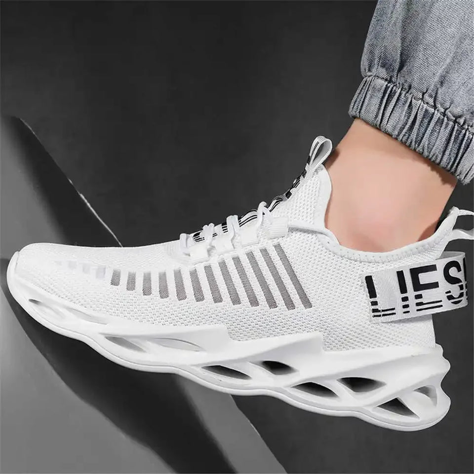 Stockings Tan Brands Shoes Sneakers Luxe Casual Man Tennis Sport Styling Hit To Play Sapato Snearkers Gifts Sports Outside